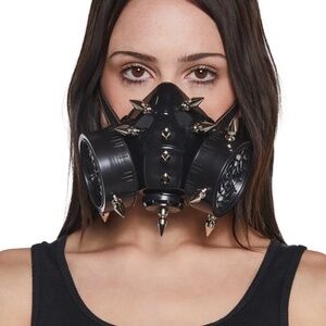 SPIKED GAS MASK